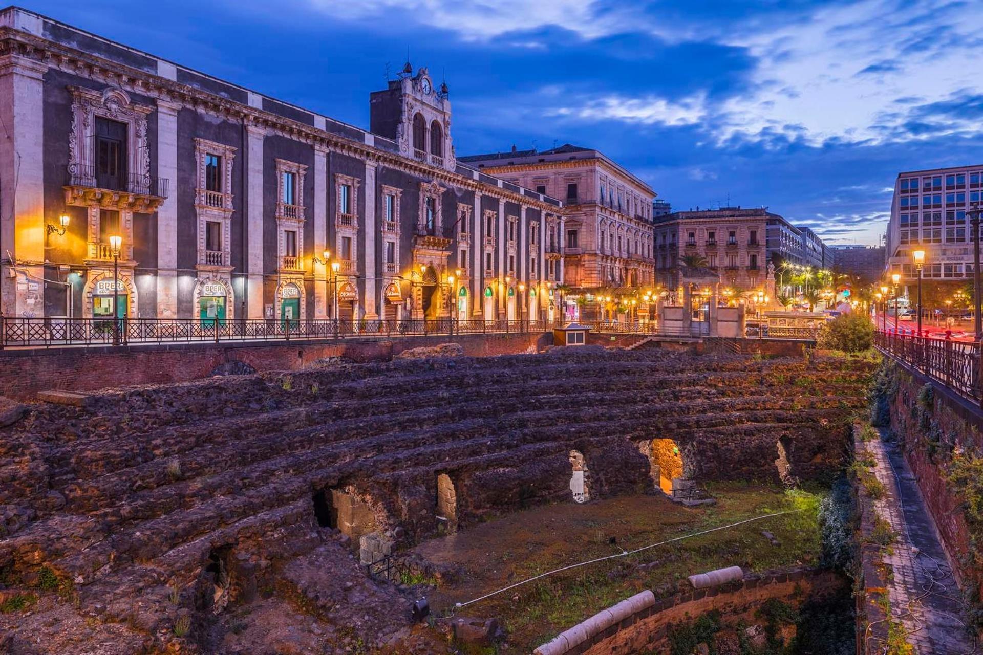 Black Hole Rooms Catania-Fontanarossai nemzetközi repülőtér Kültér fotó